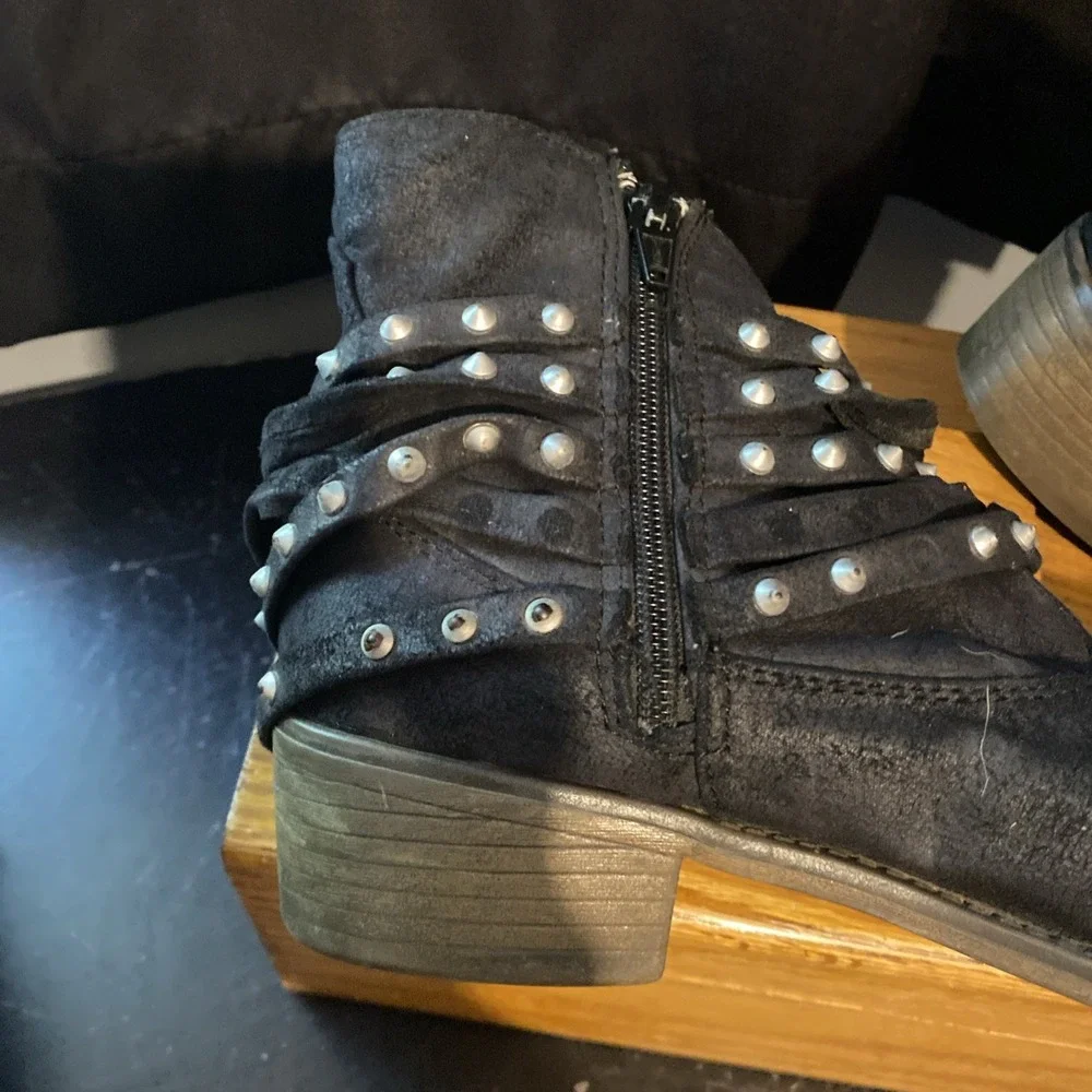 Mossimo Supply Co Studded Chuka Ankle Rocker Boots Faux Shade Womens 9 - Picture 2 of 8